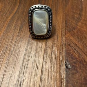 Mother of pearl ring sz 8.5